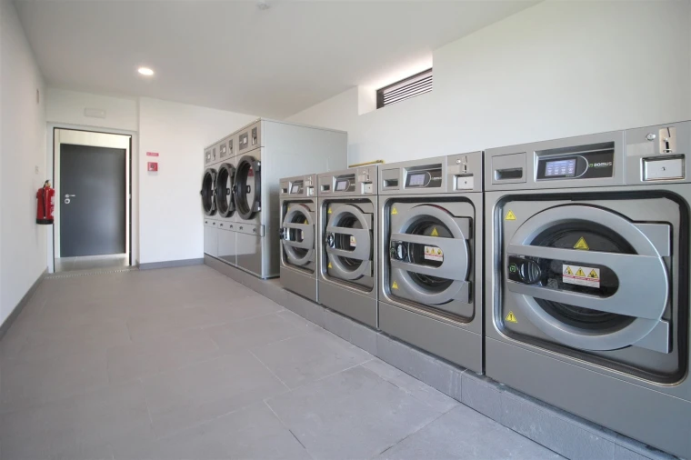 Apartamento T1 para Arrendamento em Azurem Foto 16