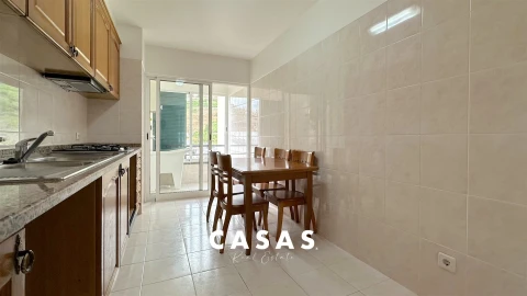 Apartamento T2 para Venda em São Martinho