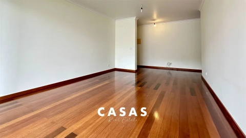Apartamento T2 para Venda em São Martinho