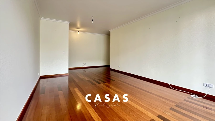 Apartamento T2 para Venda em São Martinho Foto 13