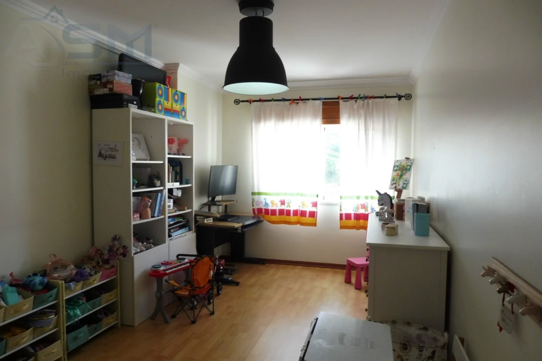 Apartamento T2 para Arrendamento em Queluz e Belas Foto 8