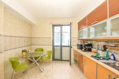 Apartamento T2 para Venda em Riachos