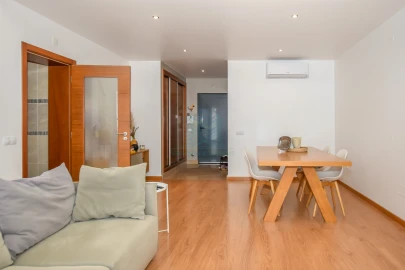 Apartamento T2 para Venda em Riachos