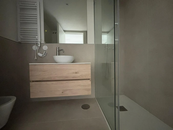Apartamento T2 para Venda em Ramalde Foto 16