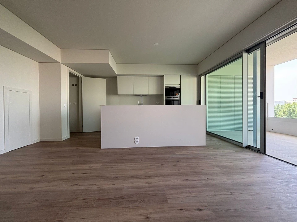 Apartamento T2 para Venda em Ramalde Foto 2