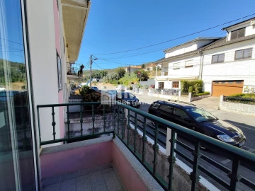 Apartamento T2 para Arrendamento em Covilhã e Canhoso
