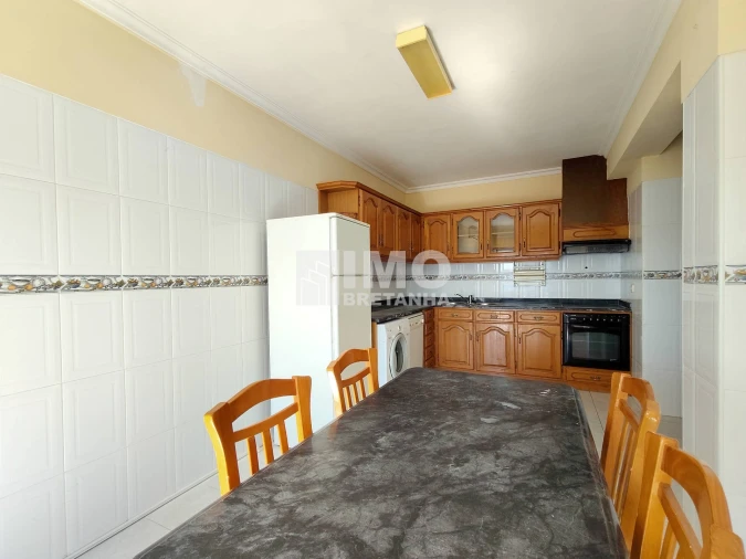 Apartamento T2 para Arrendamento em Covilhã e Canhoso Foto 8