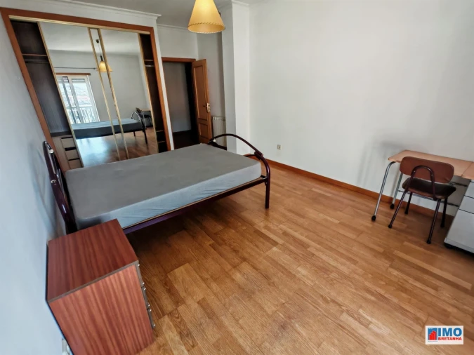Apartamento T4 para Arrendamento em Covilhã e Canhoso Foto 10