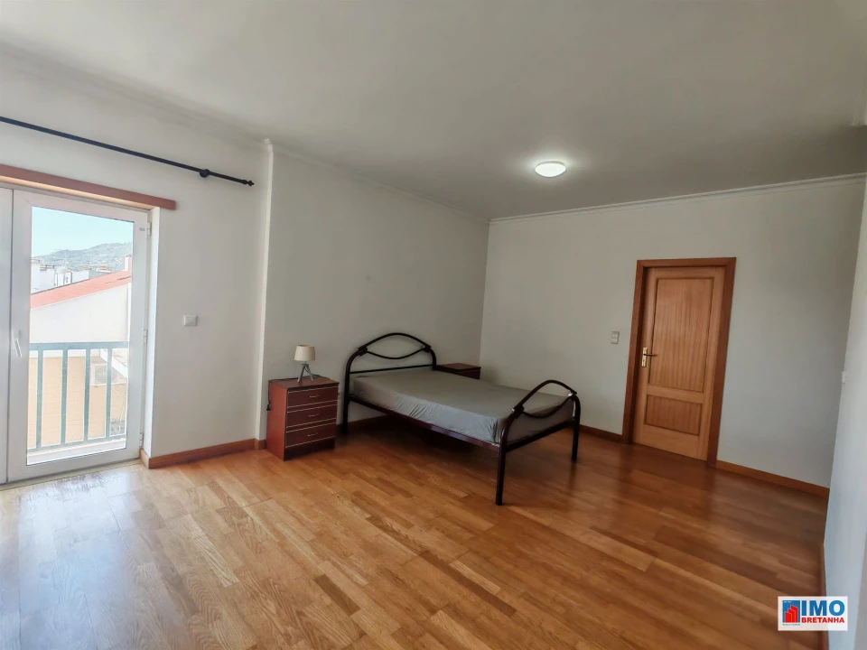 Apartamento T4 para Arrendamento em Covilhã e Canhoso Foto 15