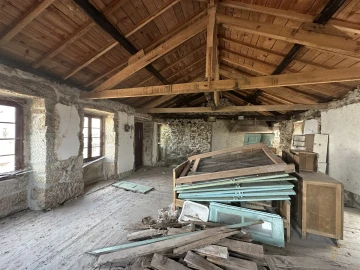 Moradia T3 para Venda em Chaviães e Paços