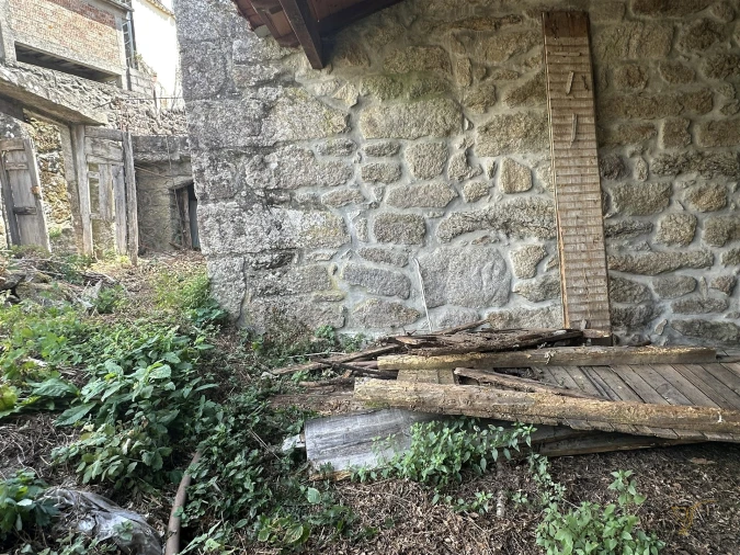 Moradia T3 para Venda em Chaviães e Paços Foto 16