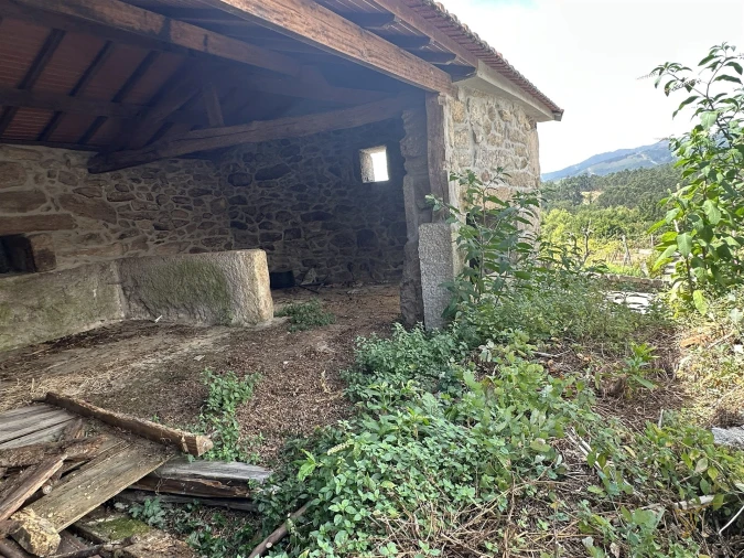 Moradia T3 para Venda em Chaviães e Paços Foto 17