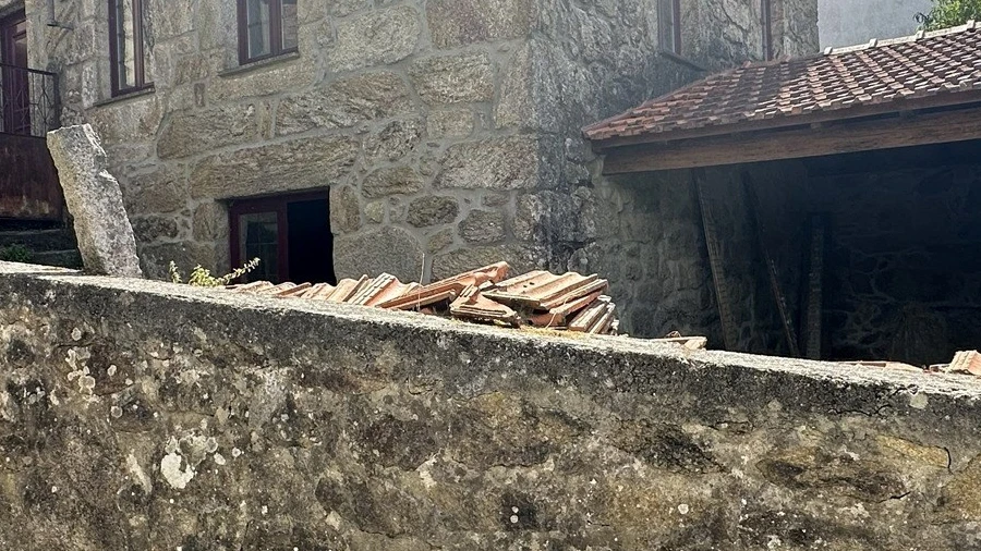 Moradia T3 para Venda em Chaviães e Paços