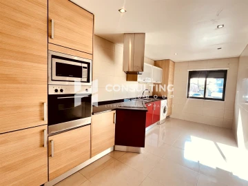 Apartamento T2 para Venda em Fernao Ferro