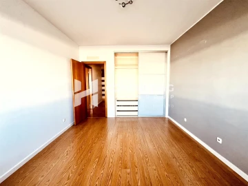 Apartamento T2 para Venda em Fernao Ferro