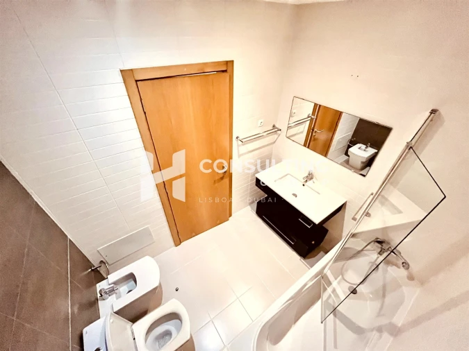 Apartamento T2 para Venda em Fernao Ferro Foto 30