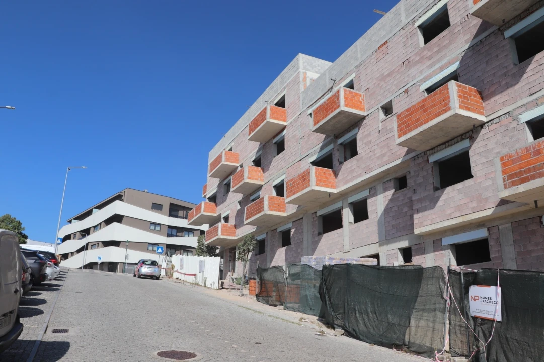 Apartamento T2 para Venda em Silvares, Pias, Nogueira e Alvarenga Foto 1