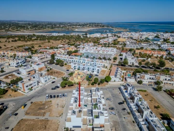 Moradia T3 para Venda em Moncarapacho e Fuseta