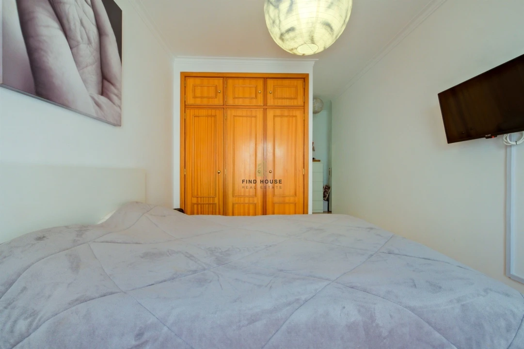 Apartamento T2 para Venda em Rio de Mouro Foto 20