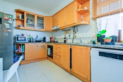 Apartamento T2 para Venda em Rio de Mouro