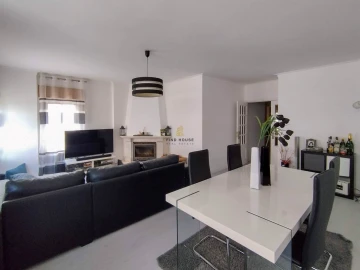 Apartamento T2 para Venda em Rio de Mouro