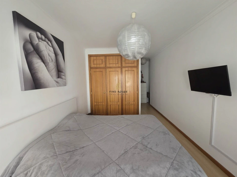 Apartamento T2 para Venda em Rio de Mouro Foto 15