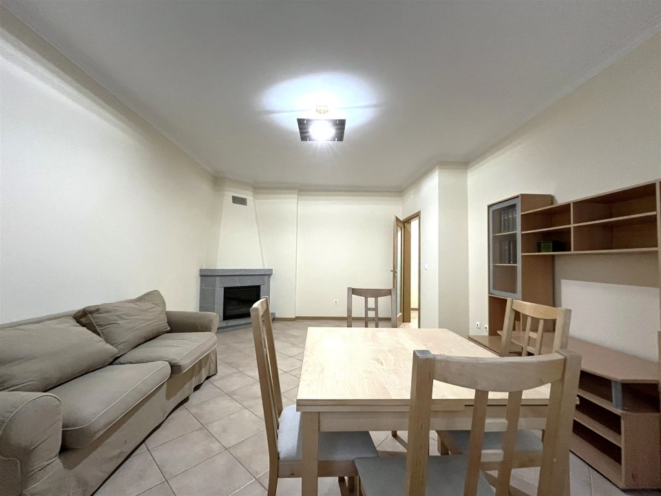 Apartamento T1 para Arrendamento em Viseu Foto 1