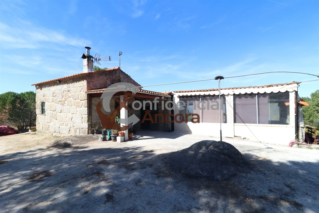 Quinta T0 para Venda em Nespereira Foto 1
