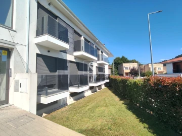 Apartamento T1 para Arrendamento em Gualtar