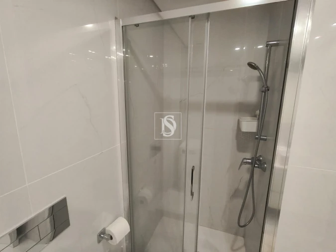 Apartamento T1 para Arrendamento em Gualtar Foto 13