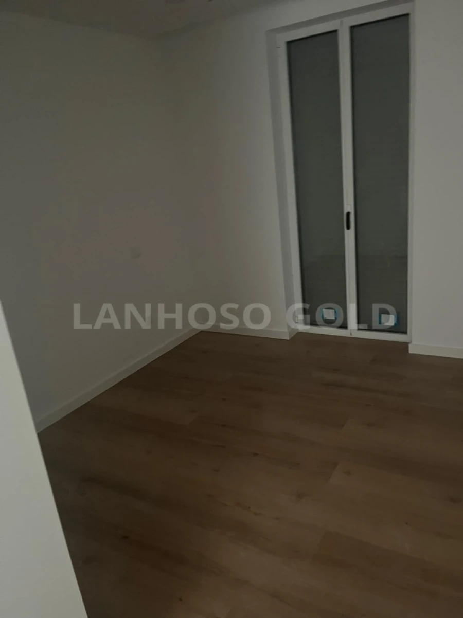 Apartamento T2 para Venda em Real, Dume e Semelhe Foto 4