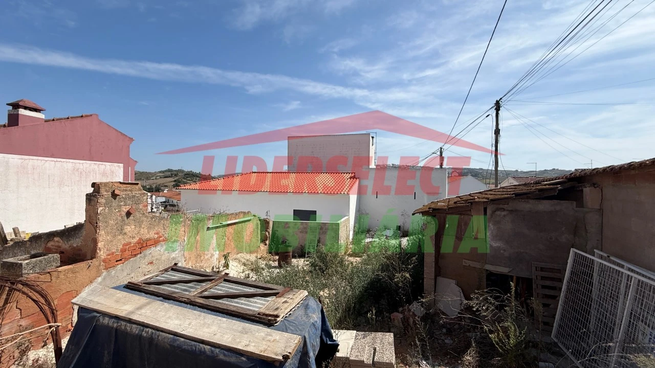 Terreno para Venda em Santa Maria, São Pedro e Matacães Foto 5