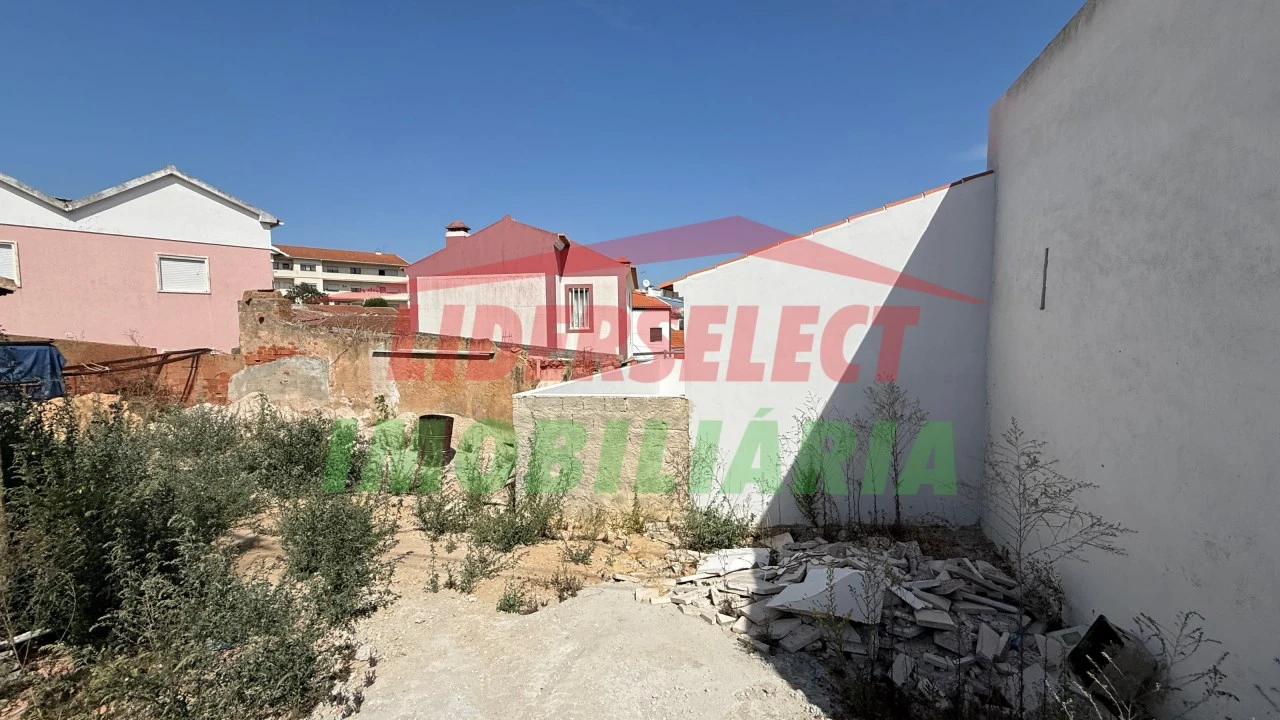 Terreno para Venda em Santa Maria, São Pedro e Matacães Foto 6