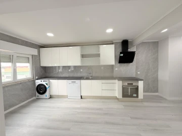 Apartamento T2 para Venda em Setubal (São Sebastião)