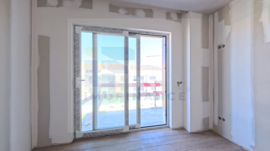 Apartamento T3 para Venda em Atouguia da Baleia Foto 14