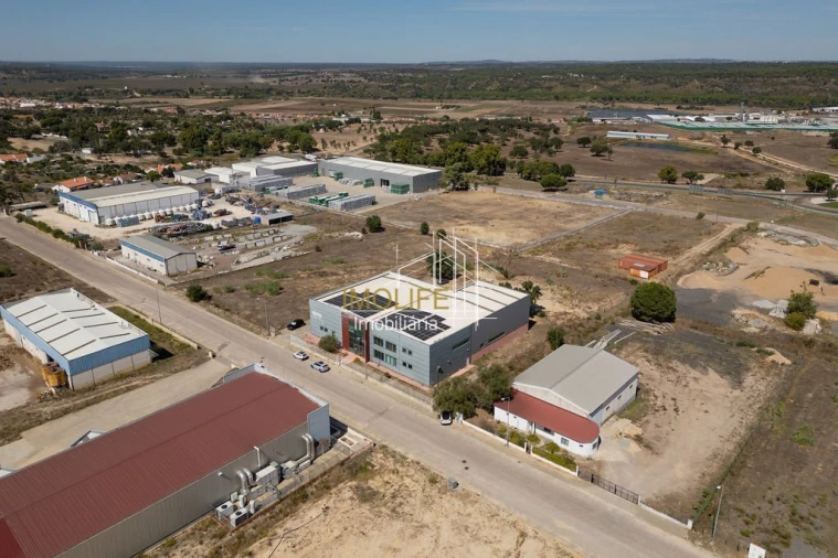 Armazém para Venda em Mora Foto 4