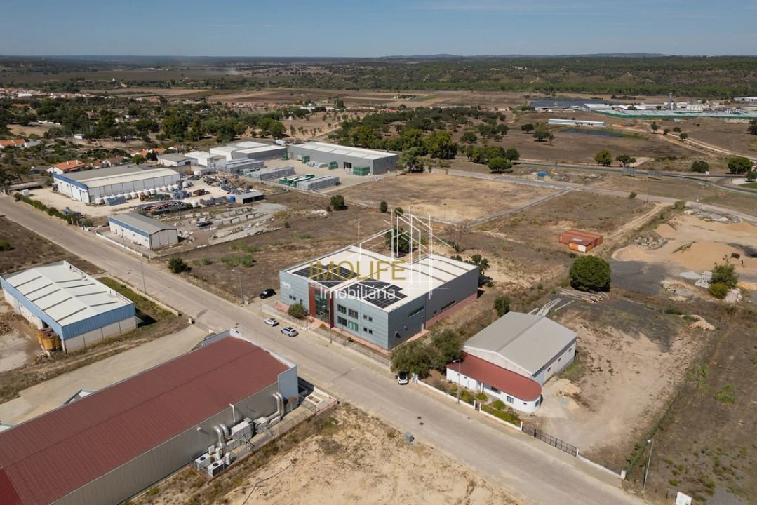 Armazém para Venda em Mora Foto 4