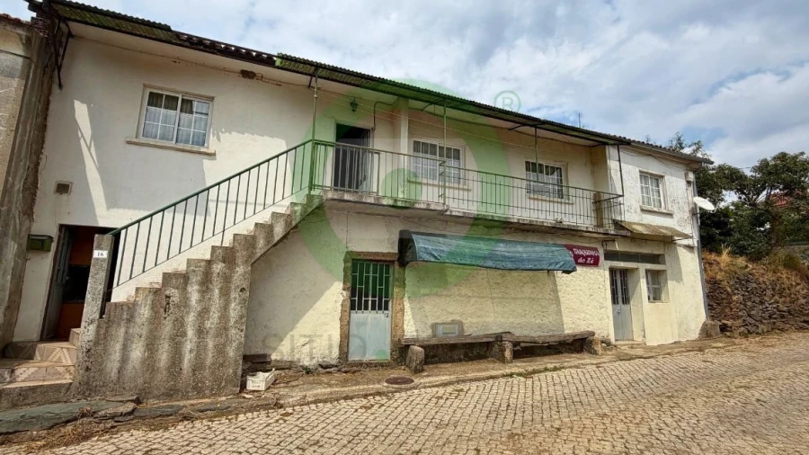 Moradia T3 para Venda em Travanca e Santa Cruz