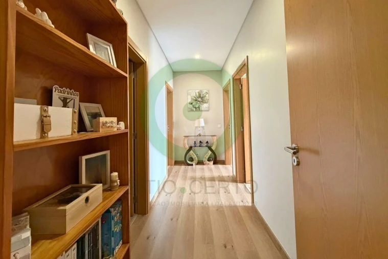 Apartamento T3 para Venda em Santa Maria Maior Foto 8