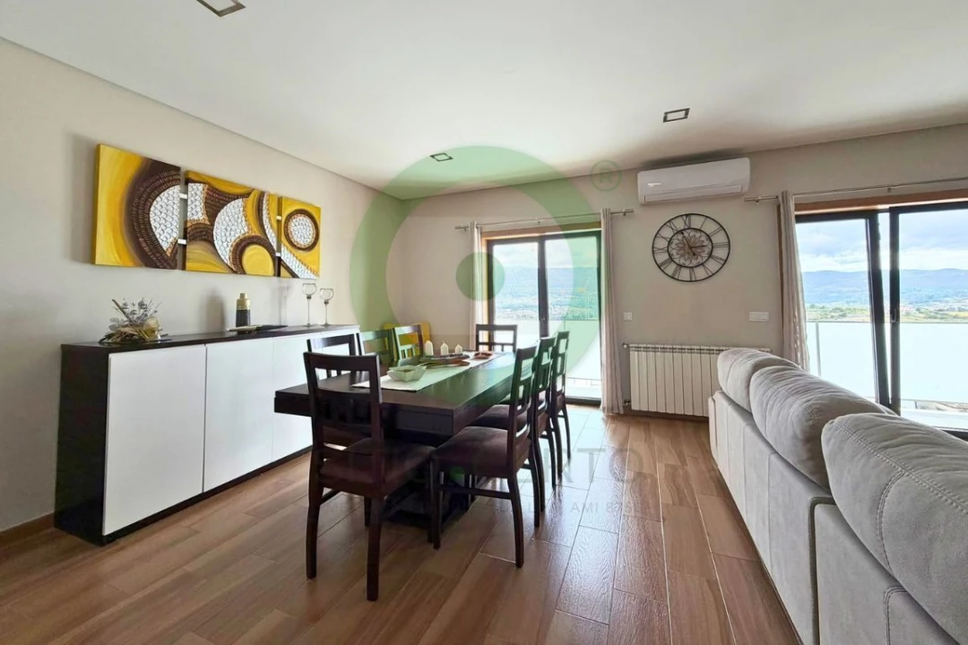 Apartamento T3 para Venda em Santa Maria Maior Foto 3