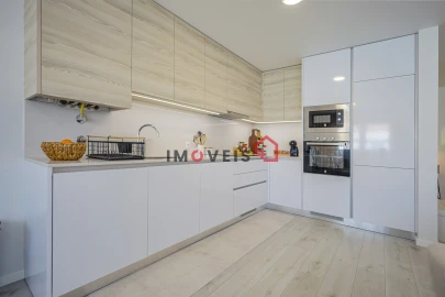 Apartamento T1 para Venda em Marrazes e Barosa