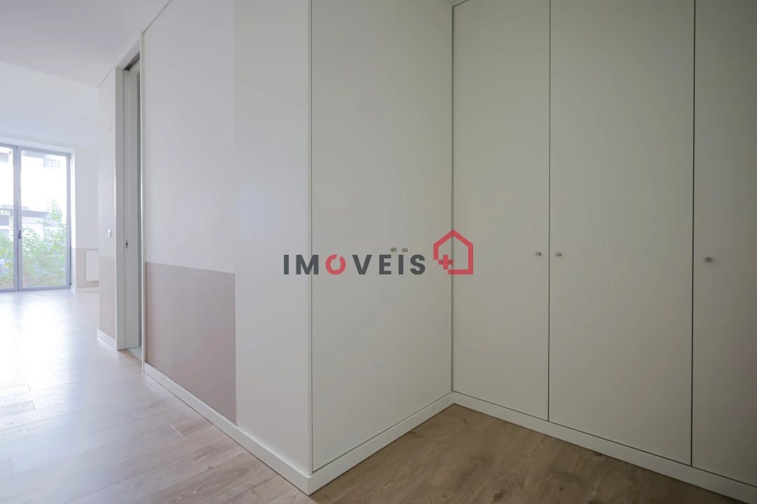 Apartamento T2 para Venda em Leiria, Pousos, Barreira e Cortes Foto 11