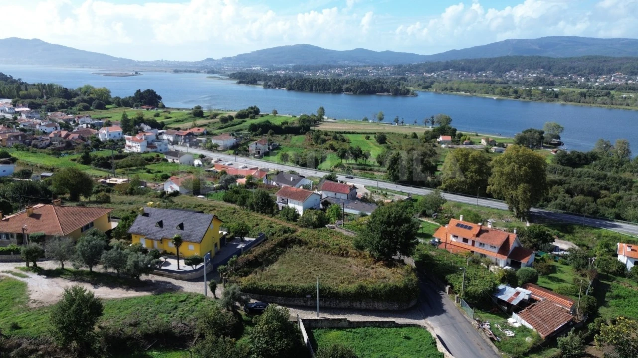 Terreno para Venda em Lanhelas Foto 2