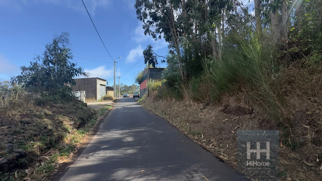 Terreno para Venda em Camacha Foto 10