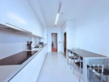 Apartamento T3 para Venda em Funchal (Se)