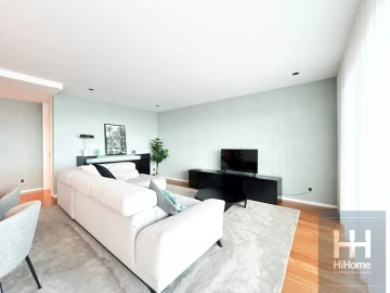Apartamento T3 para Venda em Funchal (Se)