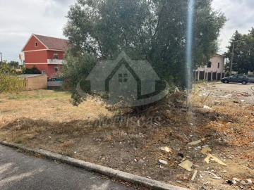 Terreno para Venda em Santa Iria de Azoia, São João da Talha e Bobadela