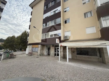Apartamento T2 para Venda em Alhandra, São João dos Montes e Calhandriz