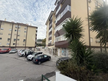 Apartamento T2 para Venda em Alhandra, São João dos Montes e Calhandriz