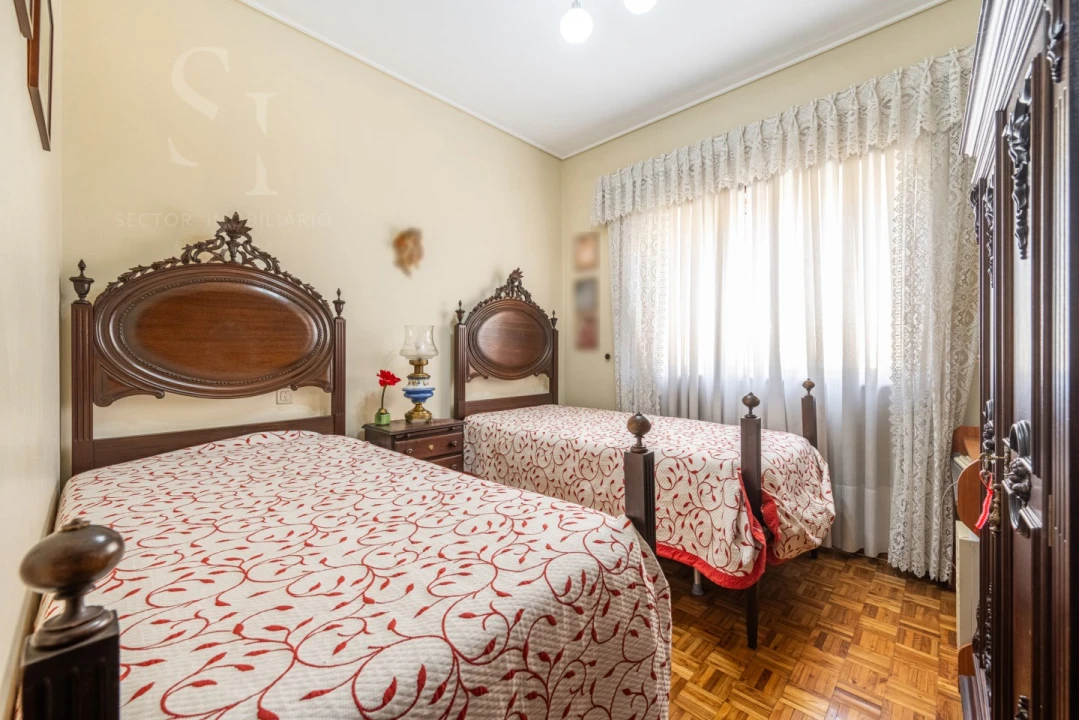 Apartamento T4 para Venda em Braga (Maximinos, Sé e Cividade) Foto 10